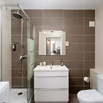 Charming W/ Pool & Balcony In By Lovelystay *