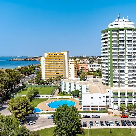 Charming W/ Pool & Balcony In By Lovelystay