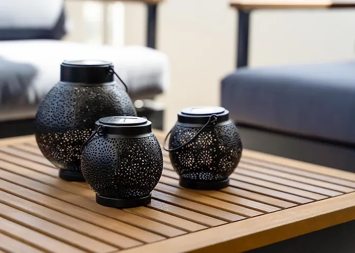 Charming W/ Pool & Balcony In By Lovelystay アパート *